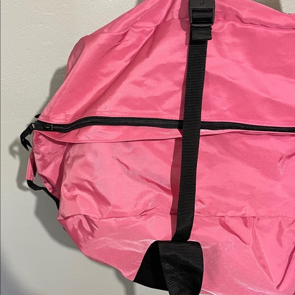 L.L.Bean Pink Black Travel Sports Bag Nylon Gym Duffel - Picture 8 of 15